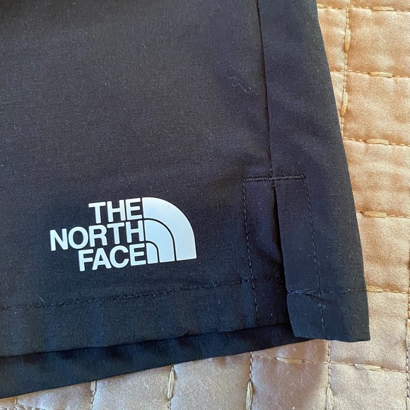 THE NORTH FACE ATHLETIC SHORTS - Picture 4 of 5